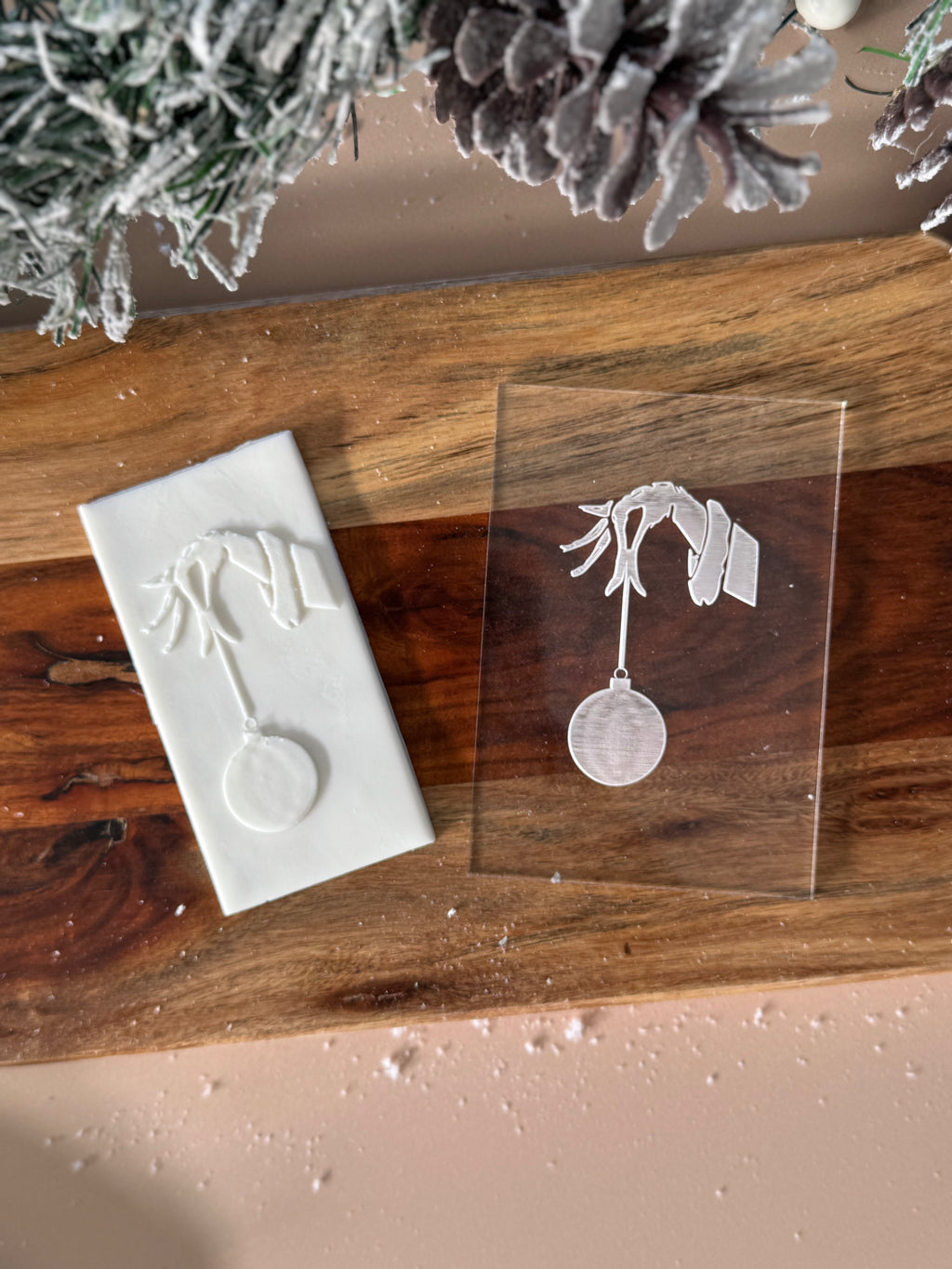 Grinch Hand with Bauble